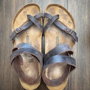 Women’s Birkenstock YARA sandals size 41 (10 -10.5)